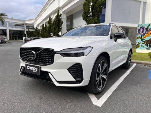 VOLVO XC60 2.0 T8 RECHARGE ULTIMATE DARK AWD GEARTRONIC